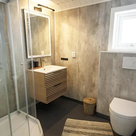 Unstad Arctic Lodge *