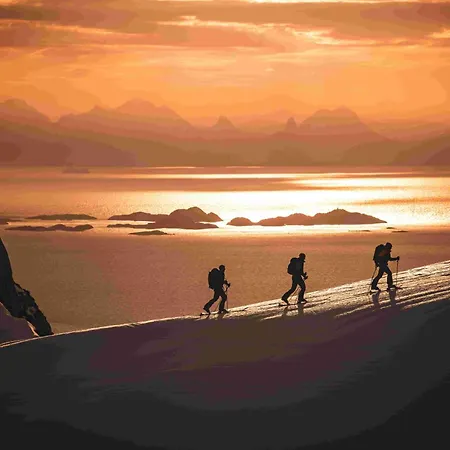 Lodge Unstad Arctic Unnstad
