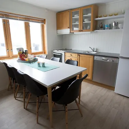 Lodge Unstad Arctic Unnstad