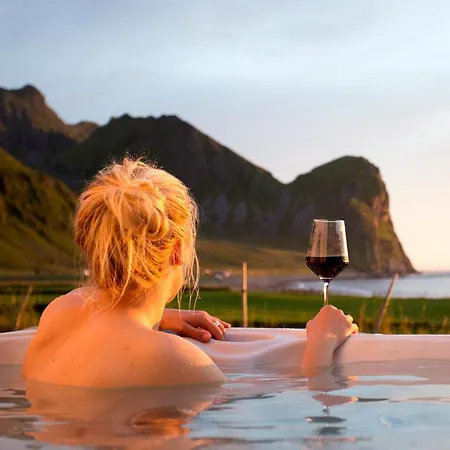 Lodge Unstad Arctic *