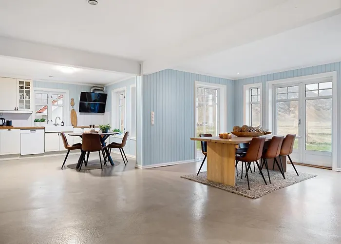 Lodger Unstad Arctic