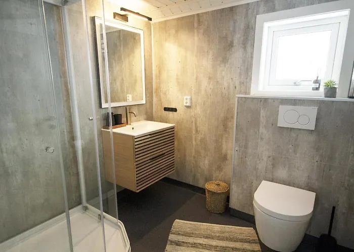 Unstad Arctic Lodger *