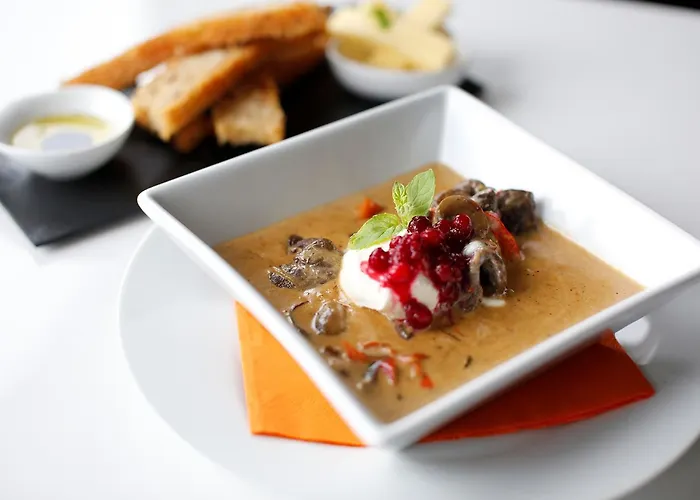 Lodger Unstad Arctic *