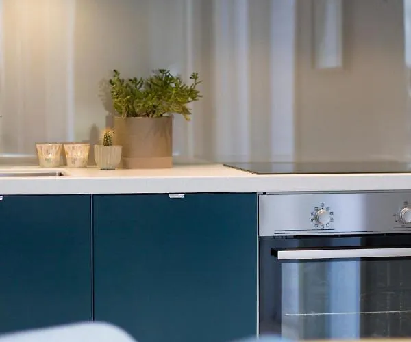 Unstad Arctic Lodger *