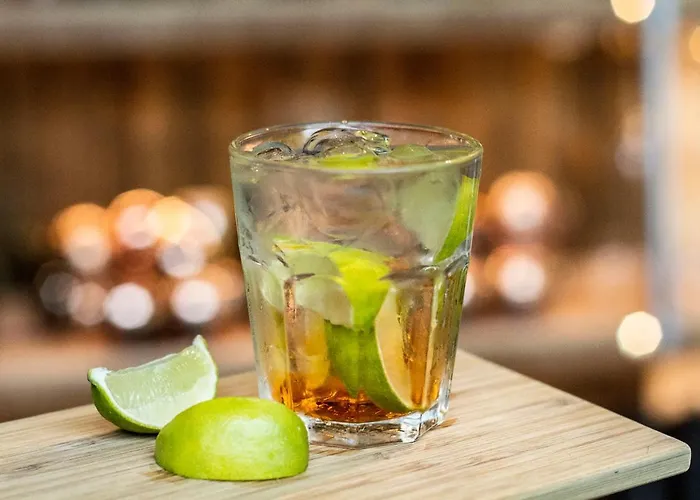 Unstad Arctic Lodger *