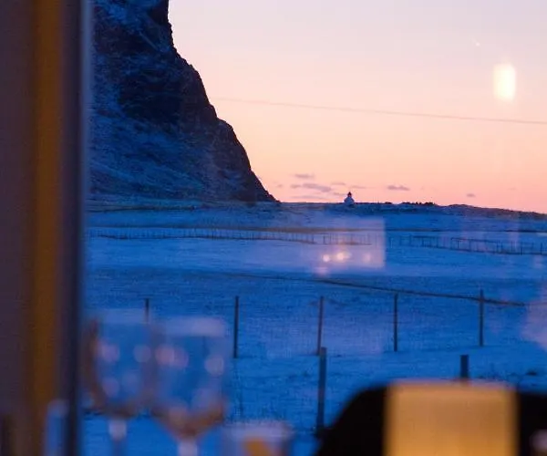 Lodger Unstad Arctic *