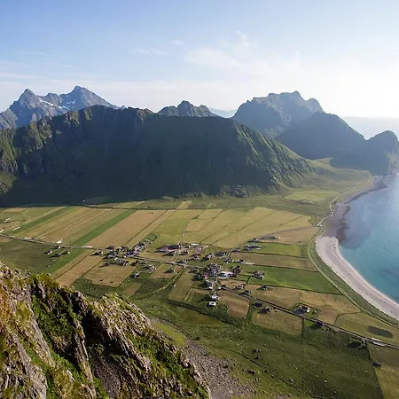 Unstad Arctic Hytte *